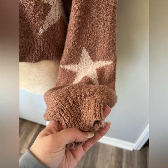 Altar’d State Woman’s Rose Pink White Star Super Soft & Cozy Cropped Sweater S - Picture 6 of 11